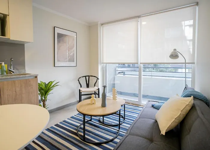 Live The City Central Apartment For 3